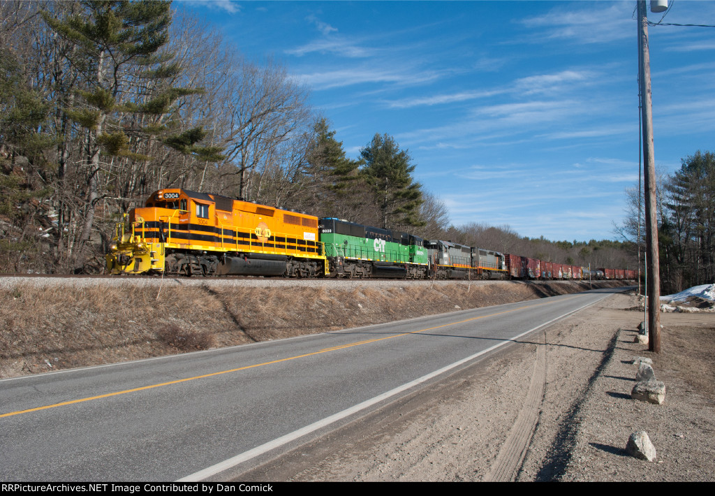 SLR 3004 Leads 393 Along Rt. 121 in Oxford